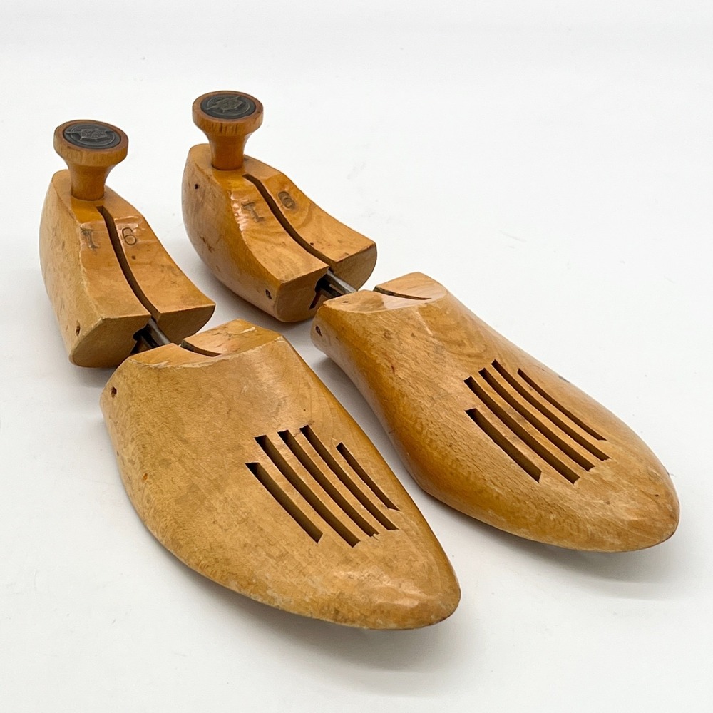 Vintage Florsheim Wooden Shoe Tree Mold Stretcher Marked 9 1  11" Collectible